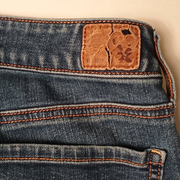 American Eagle Jeans Size 10 Low Rise Skinny Leg Medium Wash - Picture 4 of 11